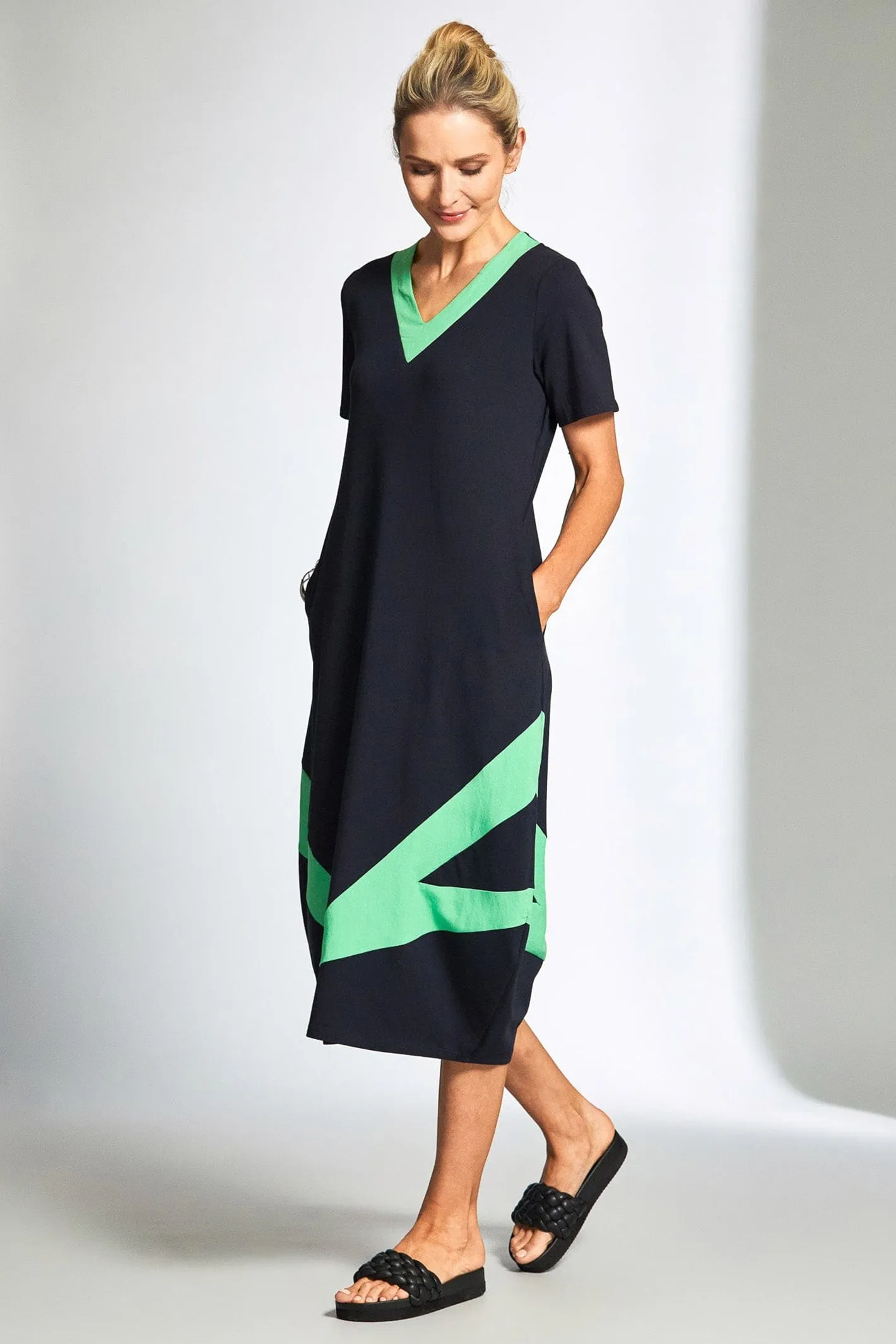 Peruzzi 190 Green Colour Block Triangles Dress